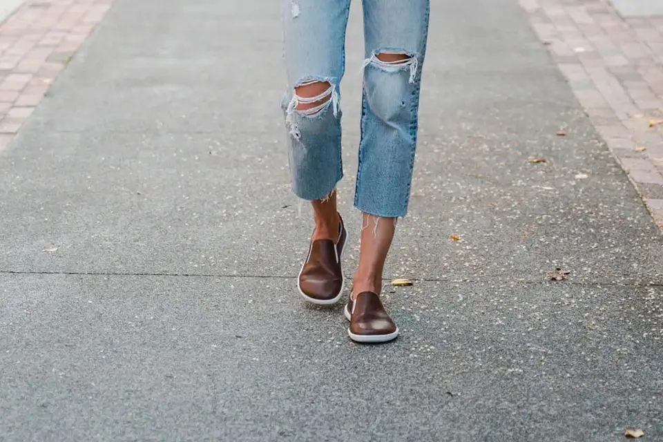 le scarpe a piedi nudi sono buone per stare in piedi tutto il giorno?